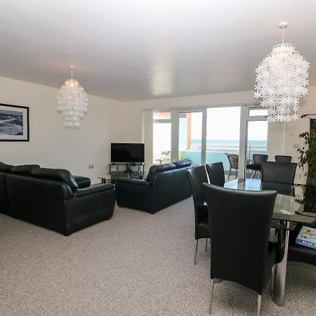 פוולהלי Sea View Apartment מראה חיצוני תמונה