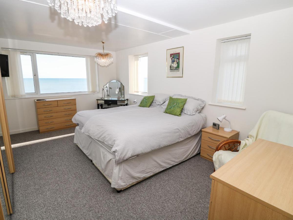 פוולהלי Sea View Apartment מראה חיצוני תמונה