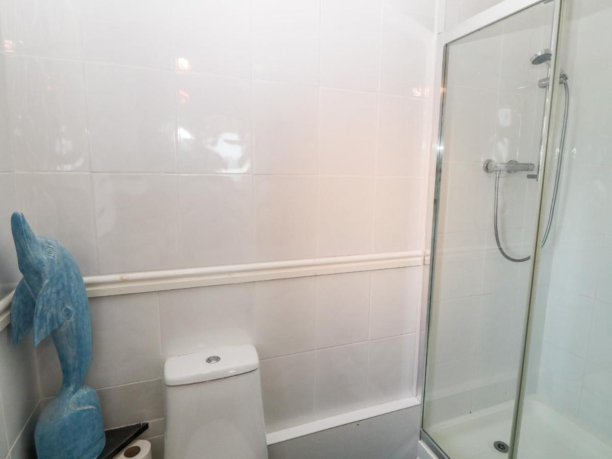 פוולהלי Sea View Apartment מראה חיצוני תמונה