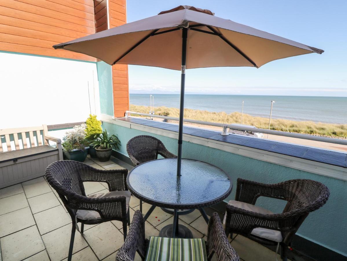 פוולהלי Sea View Apartment מראה חיצוני תמונה
